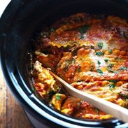 Super Easy Skinny Veggie Crockpot Lasagna - a handful of simple ingredients for a healthy family dinner. | https://shape-flow.today